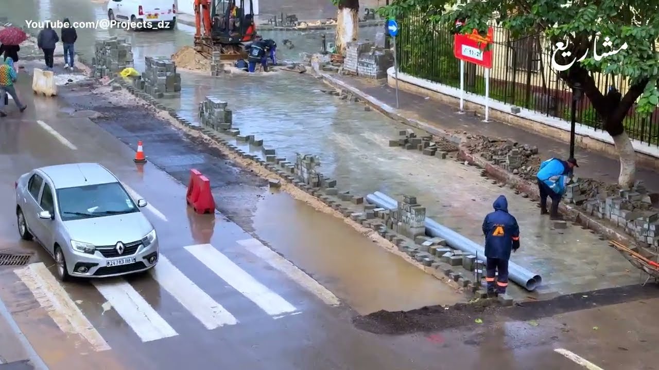 أشغال تهيئة بمحاذاة مدخل حديقة الحامة بلدية بلوزداد الجزائر العاصمة