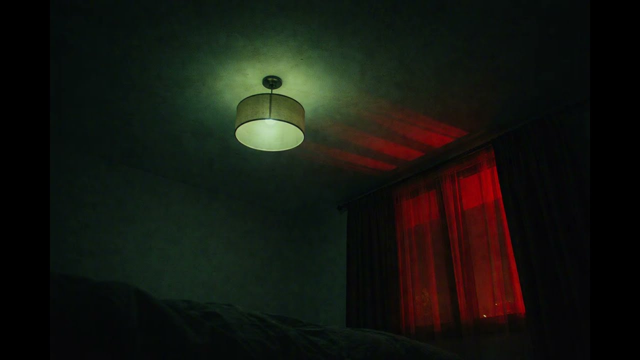 When Everyone Sleeps – Slow 2AM Ambient + Echoed Vocals