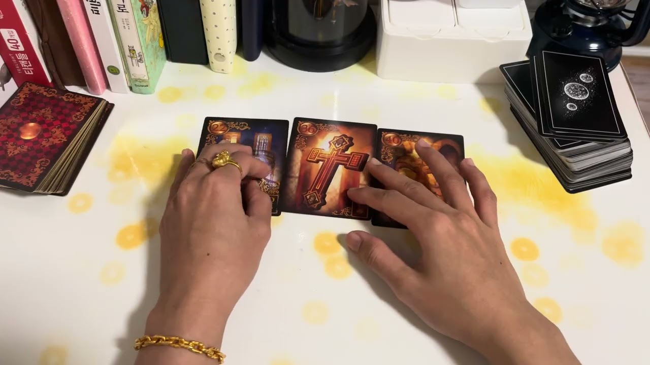 អ្នកត្រូវជ្រើសរើស😱 tarot reading 