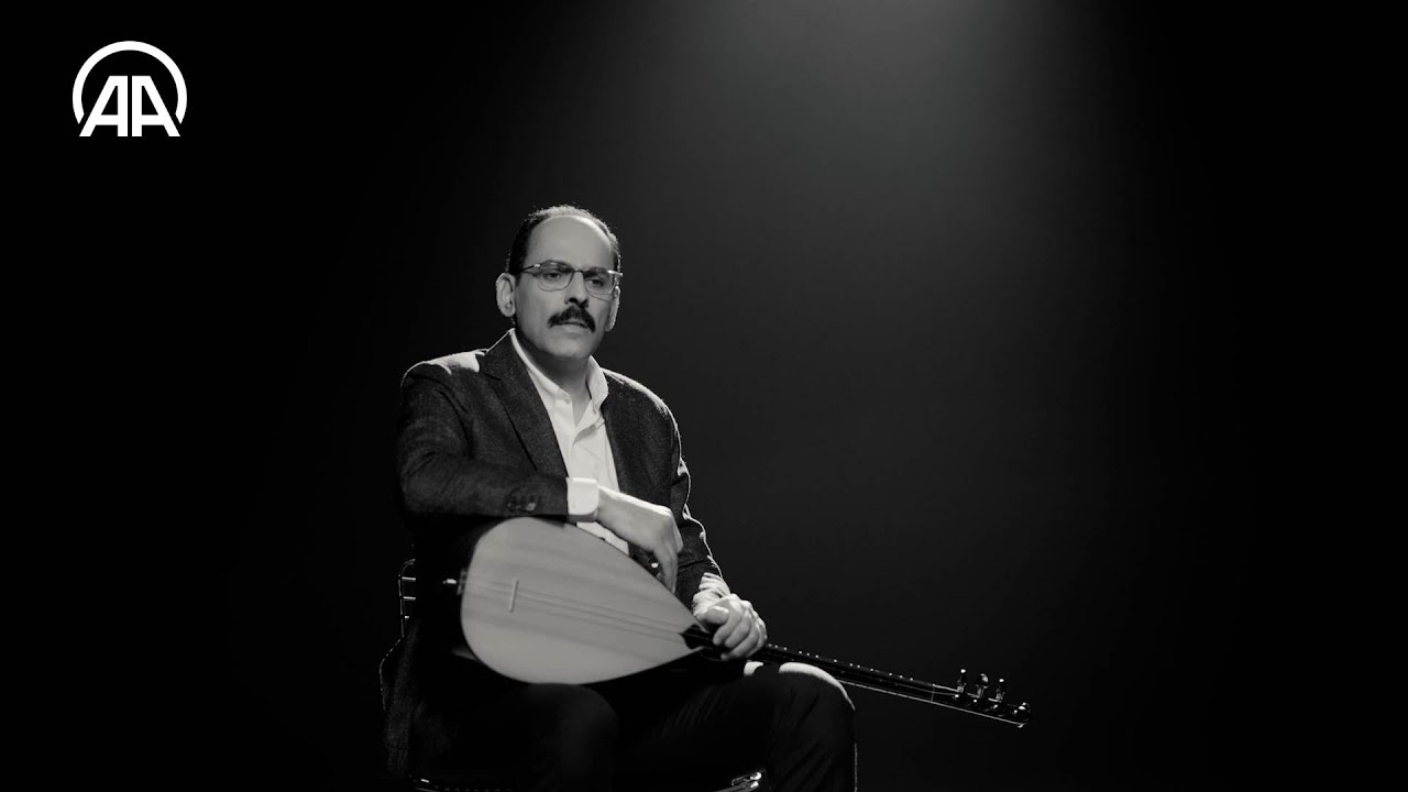Cumhurbaşkanlığı Sözcüsü Kalın, şehit öğretmenler anısına türkü seslendirdi