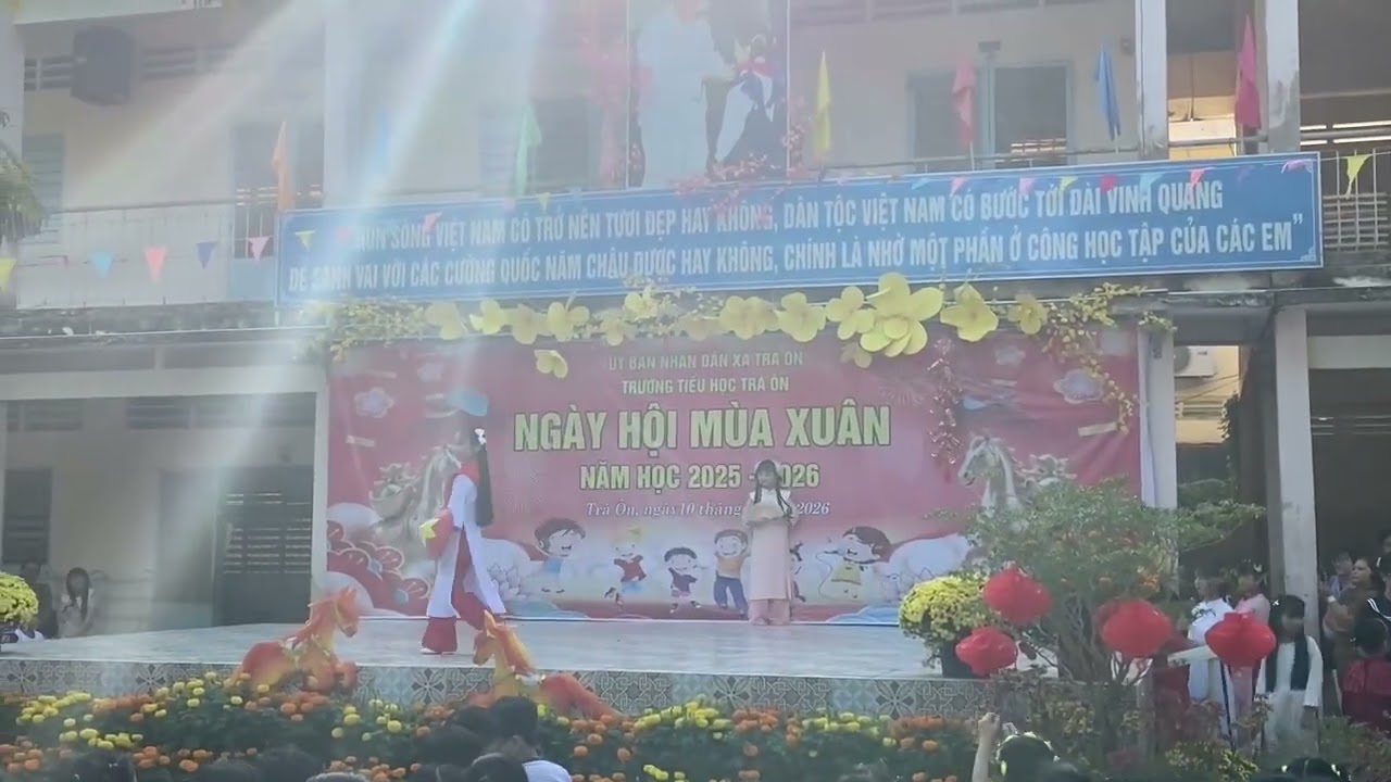 Thời trang áo dài vòng chung kết