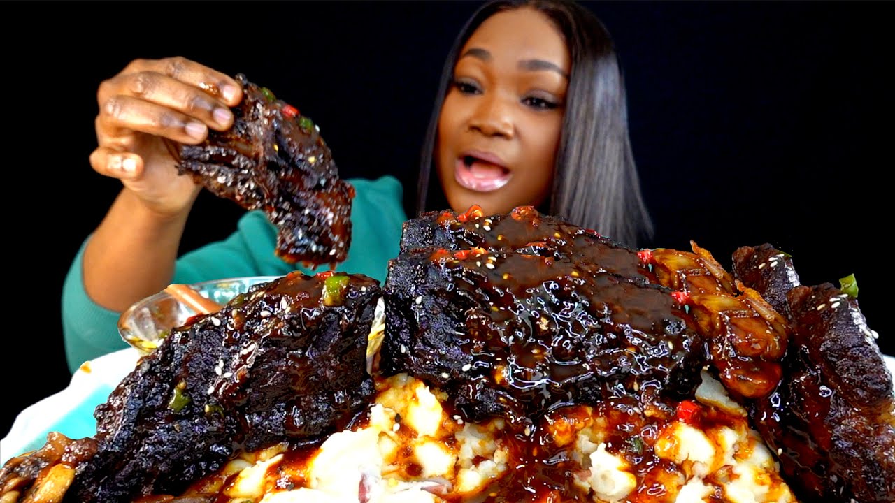 EXTRA SPICY BEEF STEW |BRAISED BRISKET MUKBANG | OVEN BAKED BEEF BRISKET