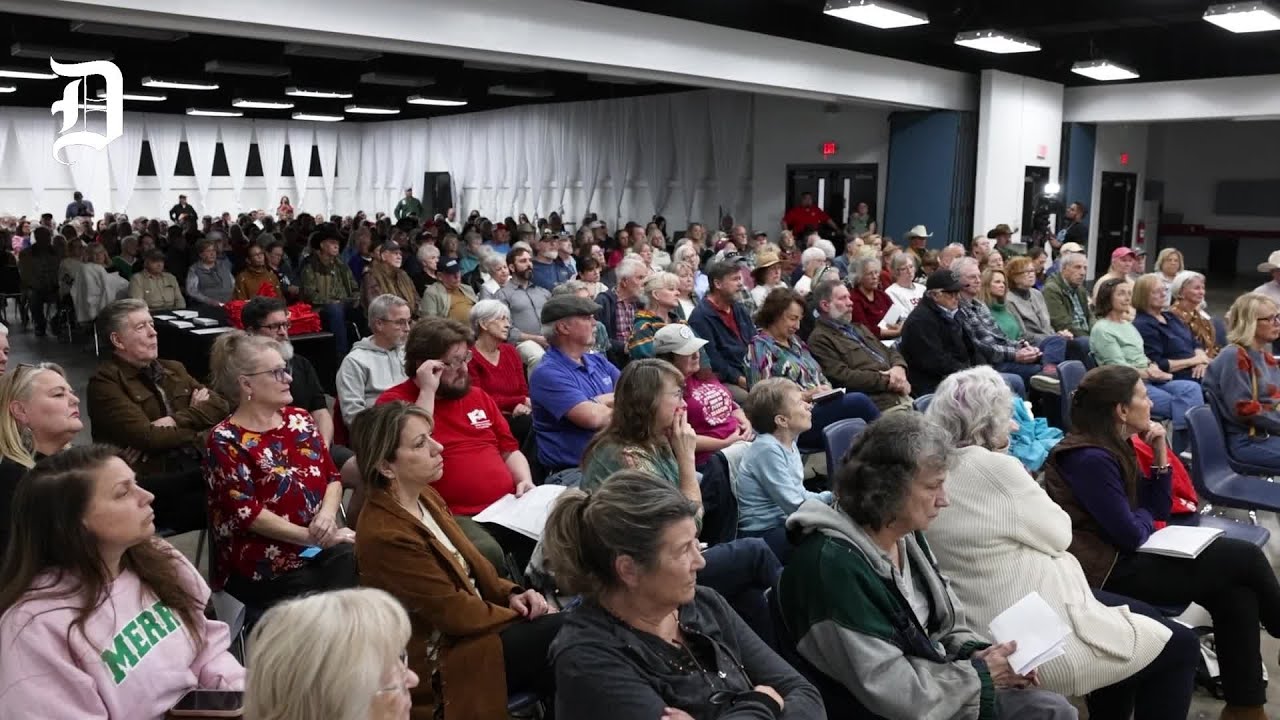 Glen Rose residents express concern over proposed transmission line that would boarder a state park