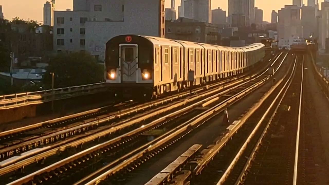 R188 (7) Trains at 46th Street with extended platforms
