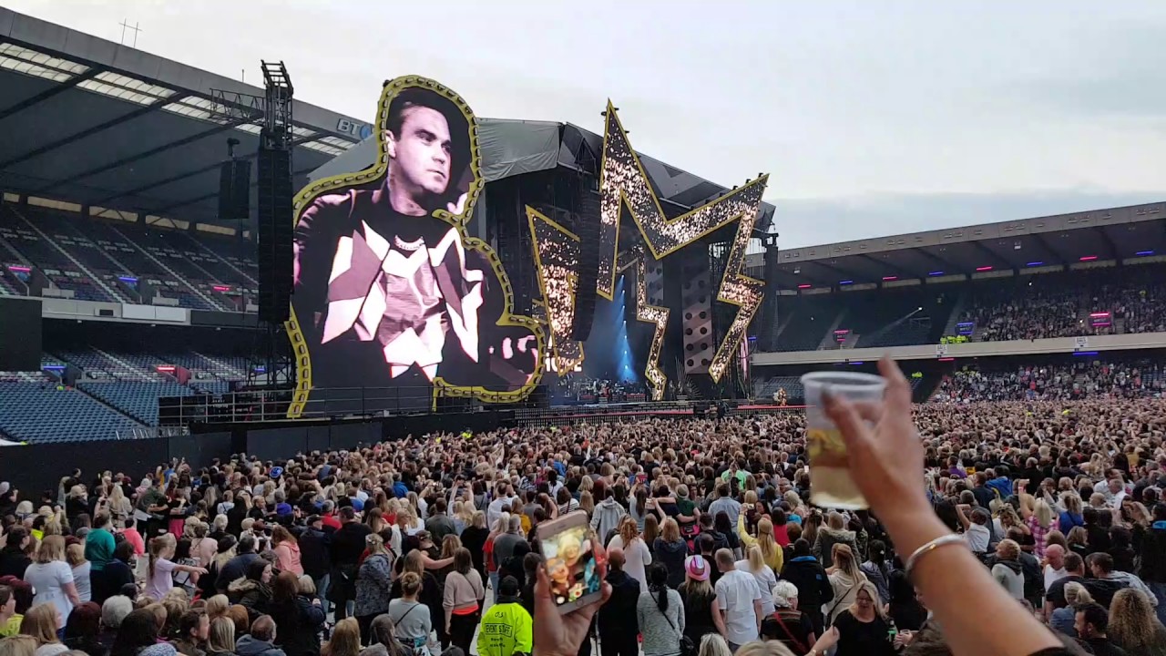 Robbie Williams, Murrayfield Stadium, Edinburgh, 9th June 2017