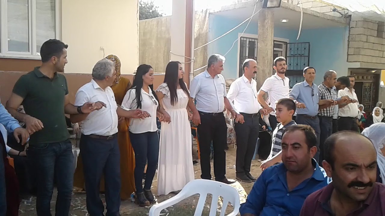ERTOŞİ MAHMEDPİRAN MAHMEDA D&uuml;ğ&uuml;n&uuml;  VEKİLLERİMİZ DBP ve HDP Y&ouml;neticileri ile G&uuml;zel Kare Bostani&ccedil;i