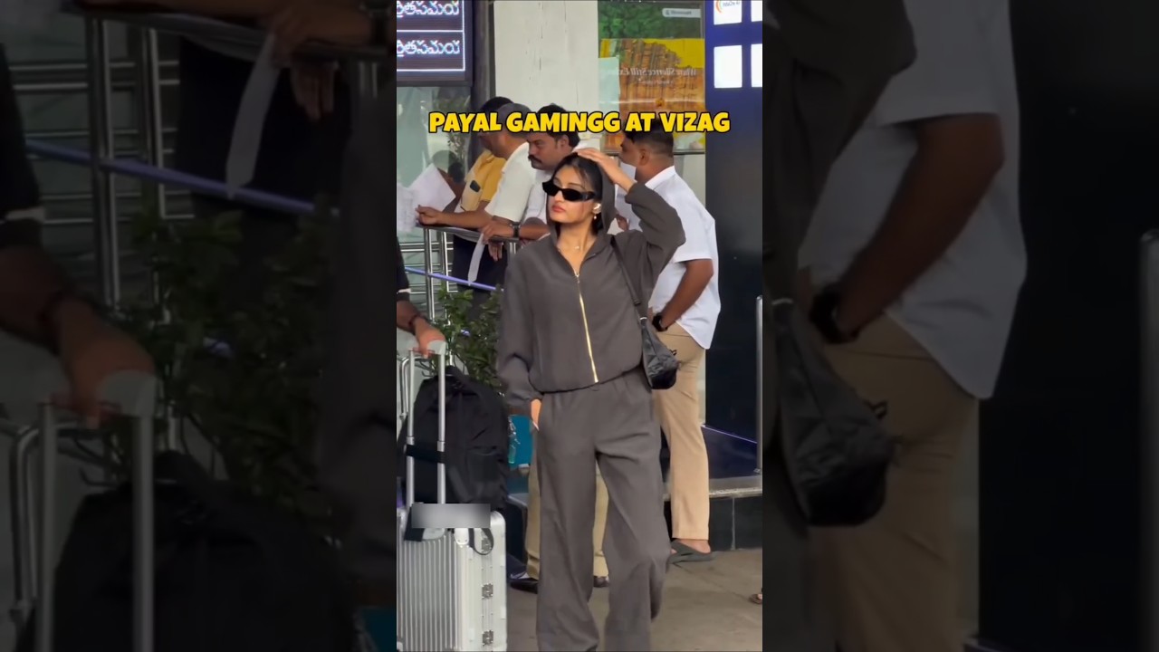 Payal Gaming at Vizag 🤯 Payal Gaming new Looks at Airport 😳🔥 #esports #bgmi #payalgaming #gaming