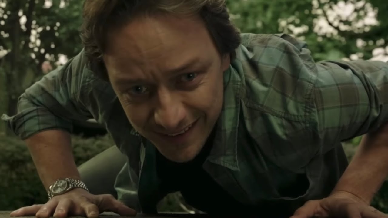 It chapter 2 bill takes the boat 🚤 from Georgie￼ scene and yes.