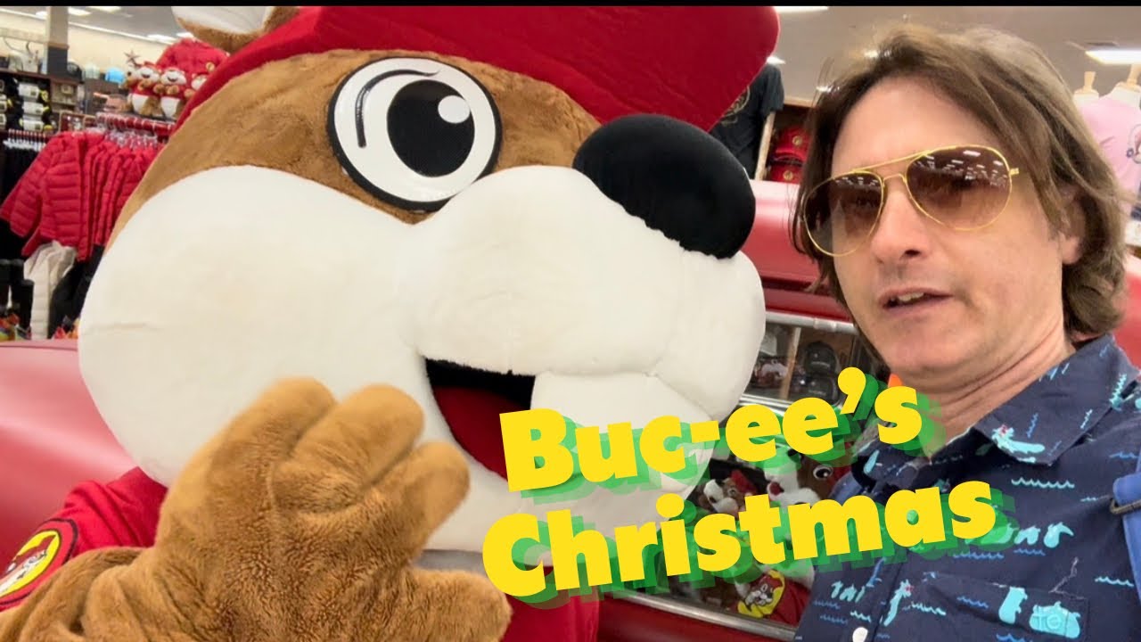 You Won’t Believe Christmas at the SECOND-LARGEST Buc-ee’s! (Brunswick Goes FULL Holiday Mode)