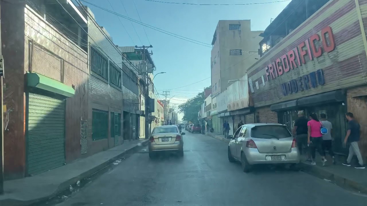 Isla de Margarita. Centro de PORLAMAR calle igualdad AV. Llano Adentro