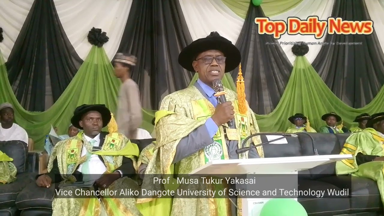 VC of  Dangote University of Science and Technology,Wudil, delivered a speech at the 5th Convocation