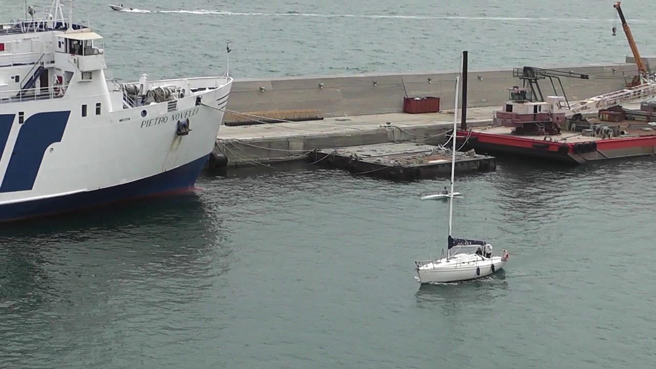 In nave da Palermo a Tunisi