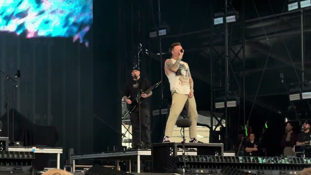 Architects - Blackhole (live in Frankfurt 2025)