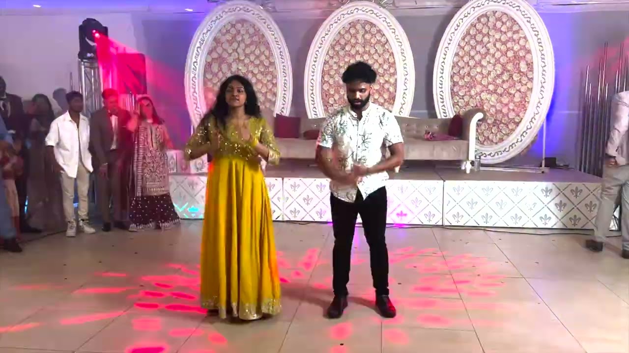 VITHUN & ROSHINI - Groom Family Surprise Dance