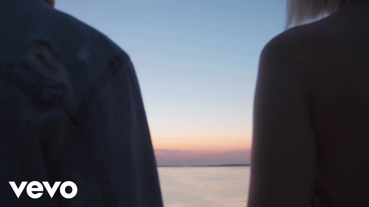 The_Gary_Gable_Virtual_Band - Light the Dark (Official Music Video)