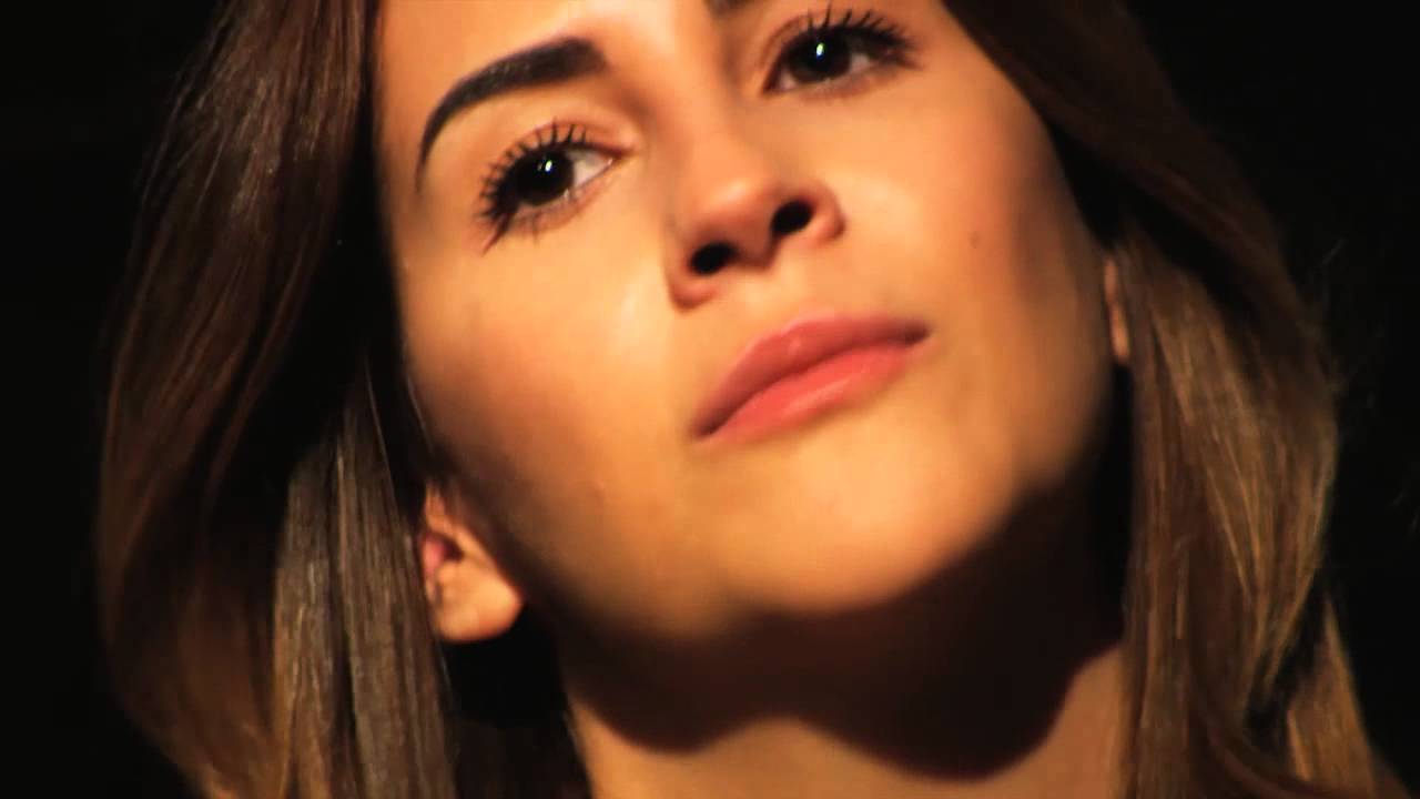 Aynur Aydin 