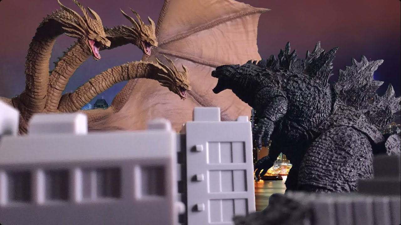 Godzilla vs King Ghidorah: Part 1 (stop motion) | GOJIVERSE episode 2