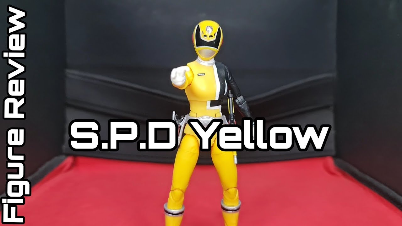 Hasbro's Power Rangers Lightning Collection - SPD Yellow Ranger, Z Delgado  (Figure Review)