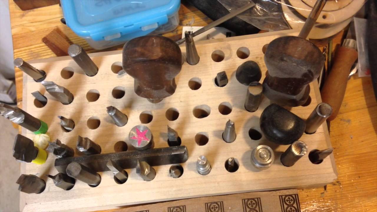Retired high school teacher makes wood type