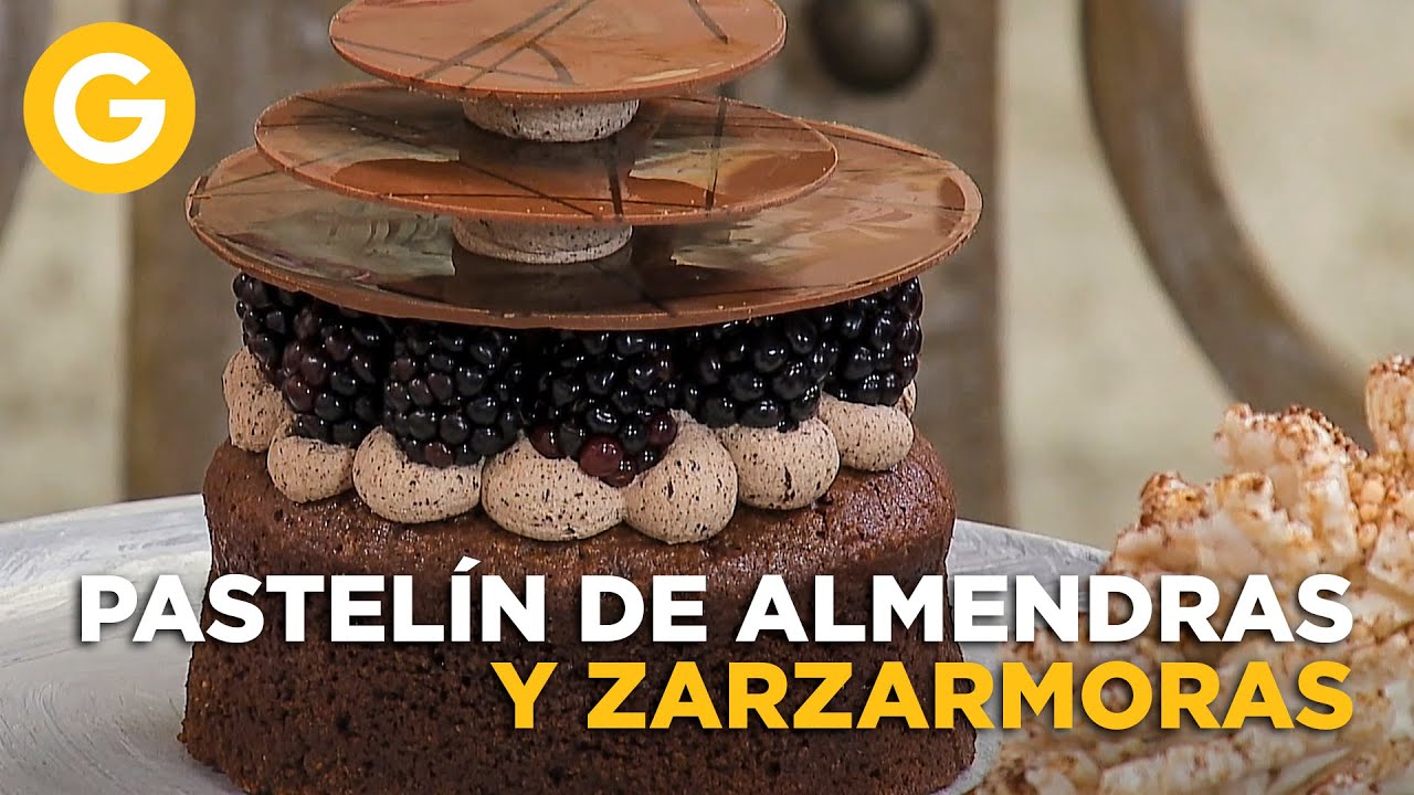 PASTELÍN de ALMENDRAS con ZARZAMORAS 🥧 Frutal y Natural receta de Paulina Abascal | El Gourmet