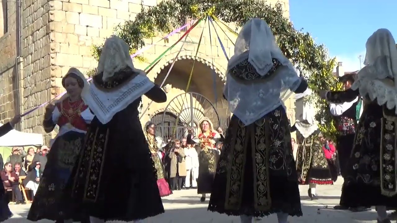 BAILANDO EL CORDÓN EN VILLAVIEJA