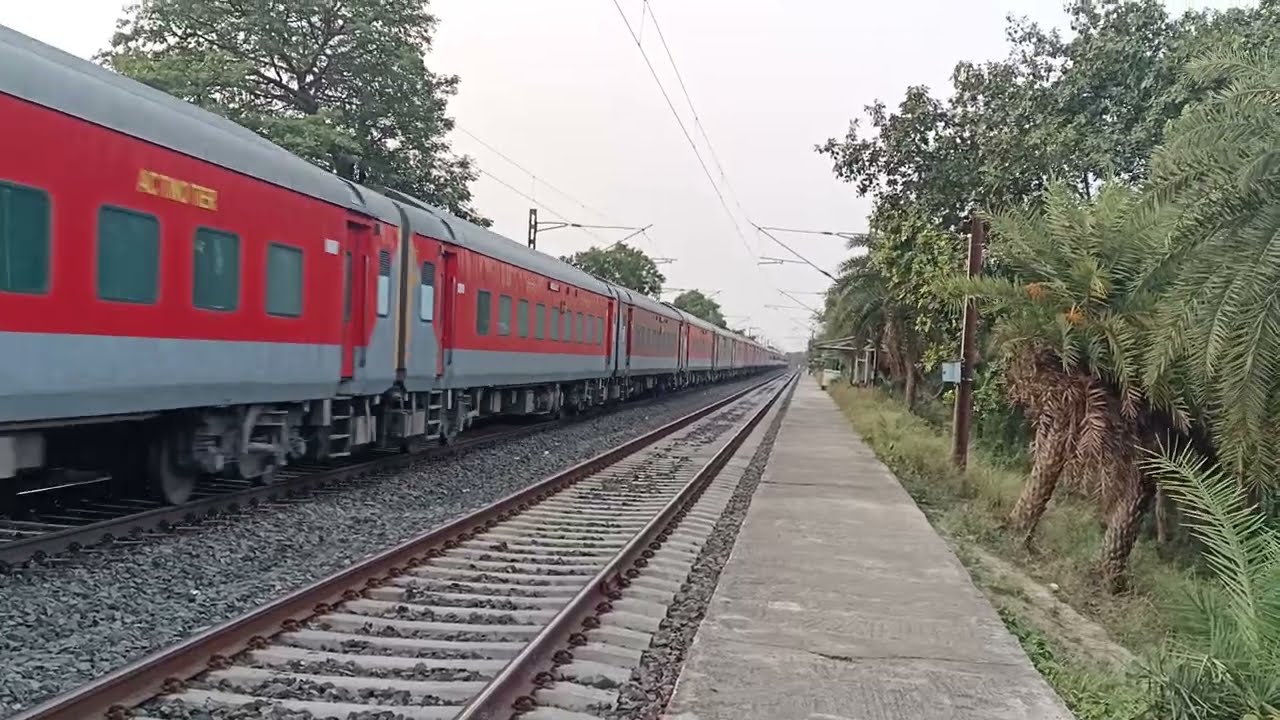 फरक्का एक्सप्रेस | Old Delhi Jn - Malda Town Farakka Express | Farakka Express Train @VSMONU