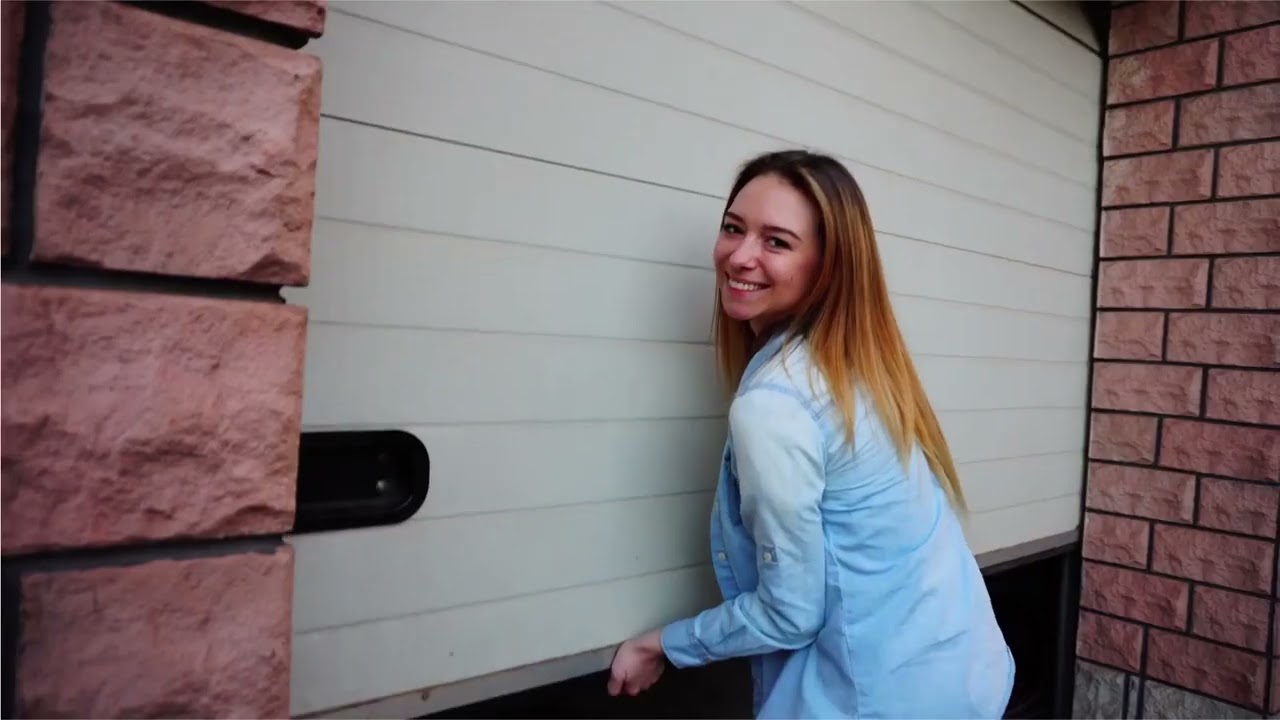 How to manually open garage door