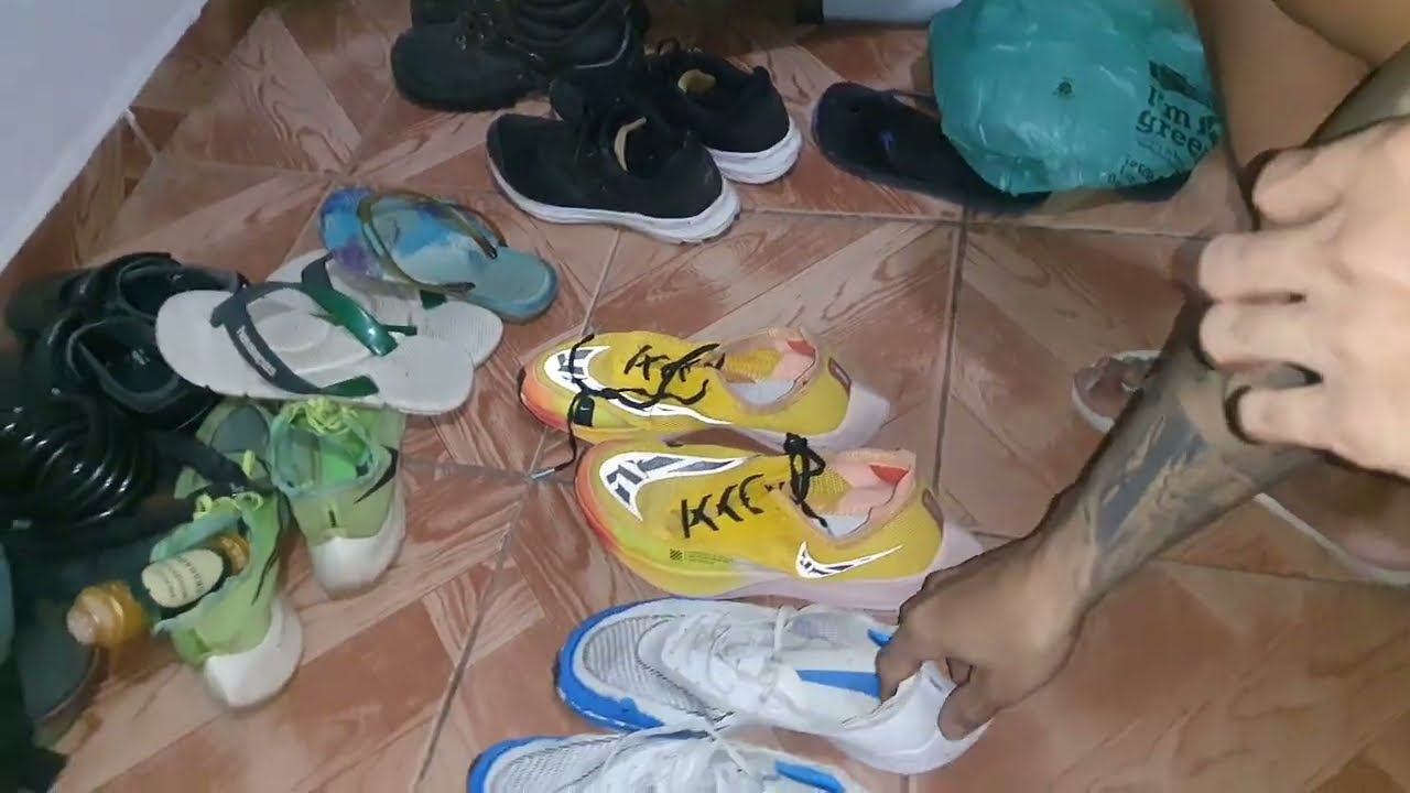 comparac&atilde;o t&ecirc;nis Nike zoomx original VS falso