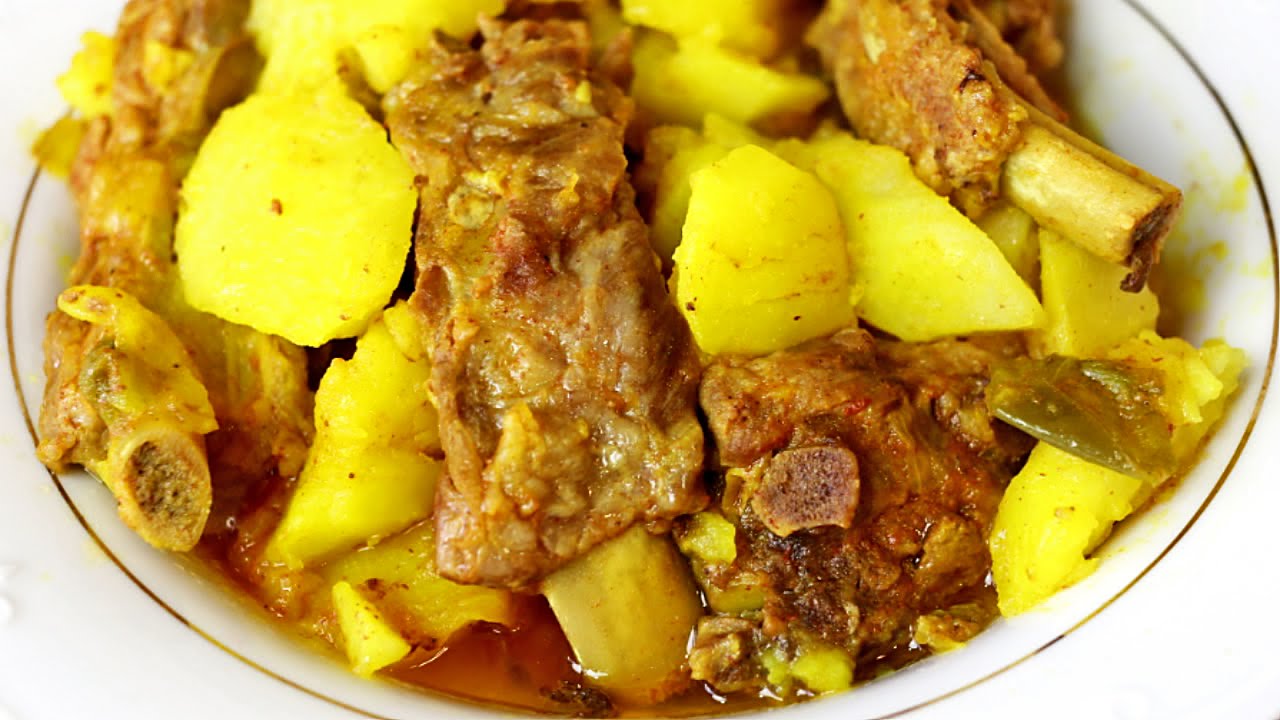 Estofado de patatas con costillas de cerdo