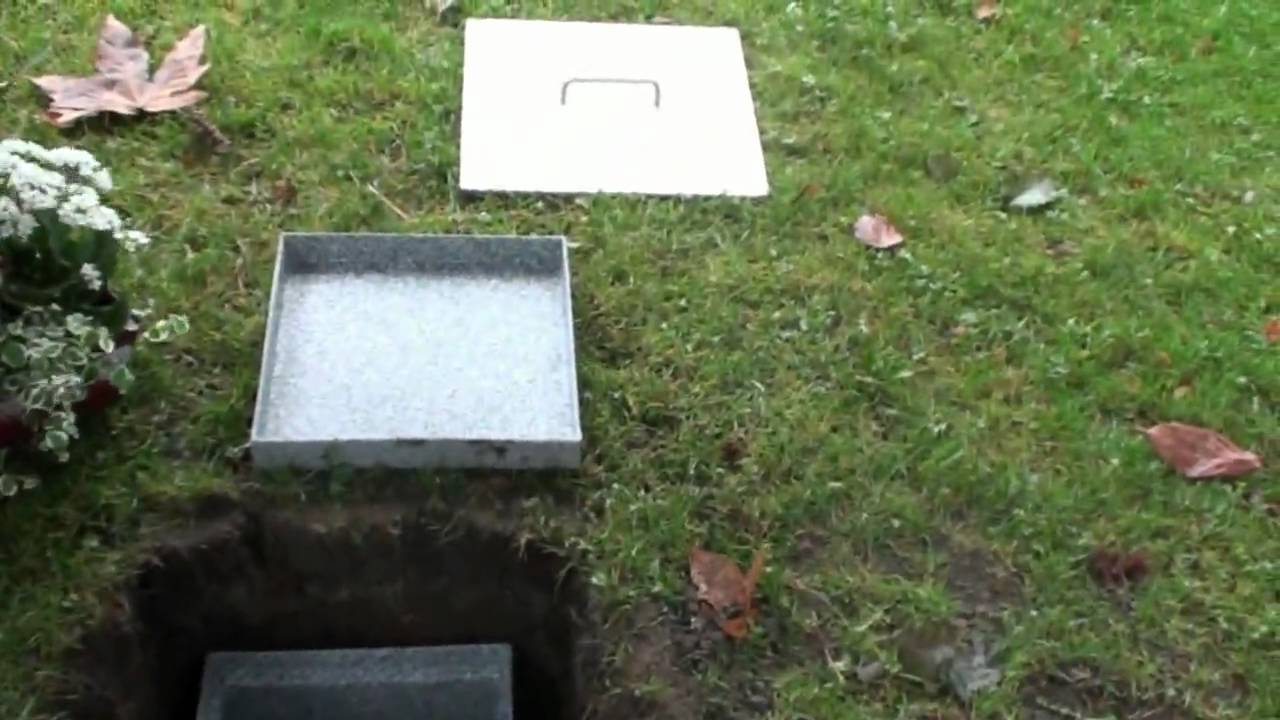 091130 Papa Burial.mp4