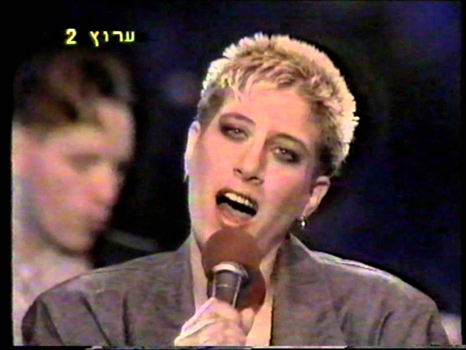סי היימן   כמו צמח בר  הפעם הראשונה שבוצע בטלוויזיה  גרסת האולפן