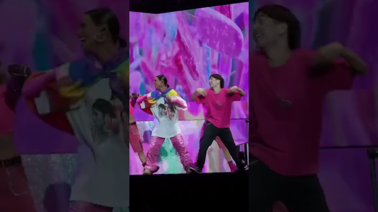 La sorpresa de TINI despu&eacute;s de subir a un fan al escenario en su show en C&oacute;rdoba