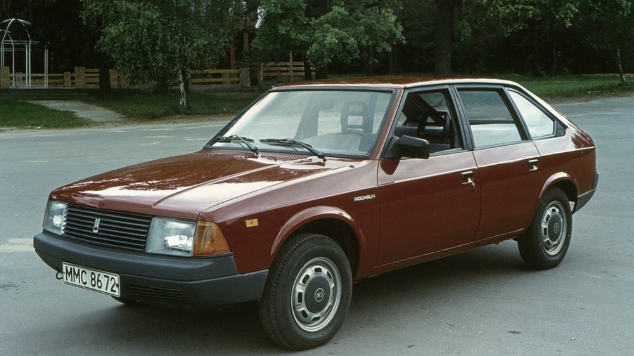 Москвич-2141: приговорённый к провалу ещё до рождения — история «Алеко»