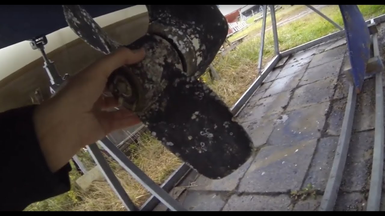How to remove s-drive and bow thruster propeller