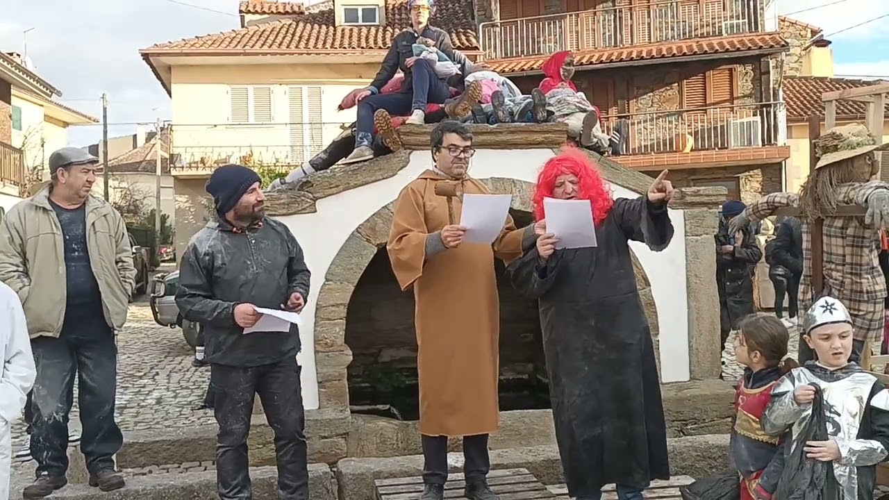 Santulhão: Desfile e queima do Entrudo