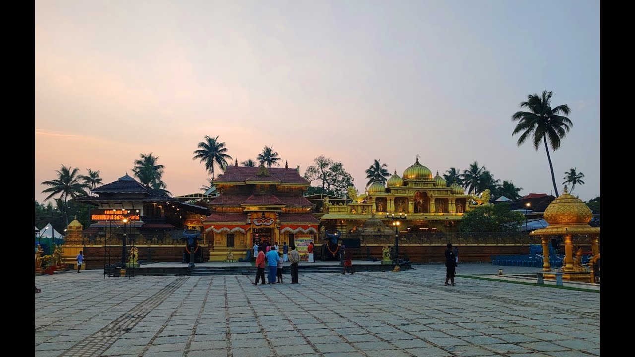 Peringottukara Kanadi Kavu Sree Vishnumaya Kuttichathan Swamy Temple - Festival January 2025. Sugi's