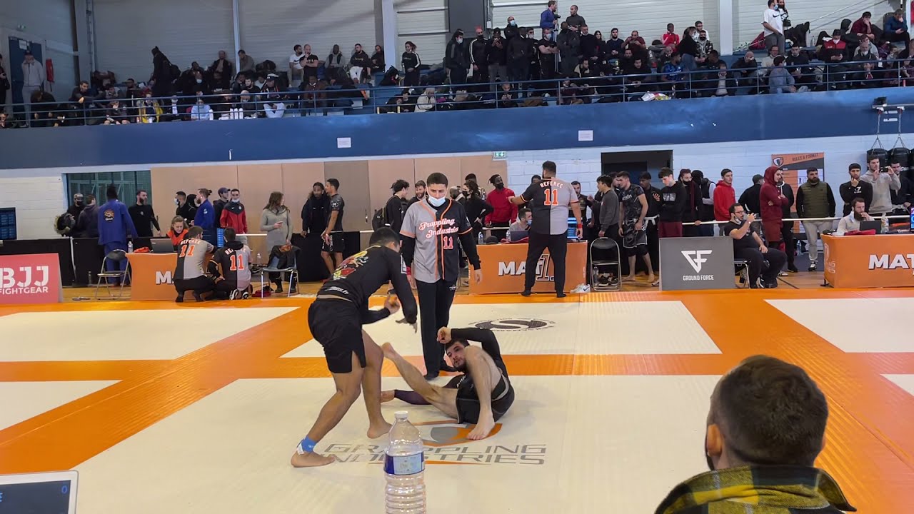Grappling Industries Paris 05/12/2021  1st fight Samy GUENDOUZE vs Tom LAHAYE