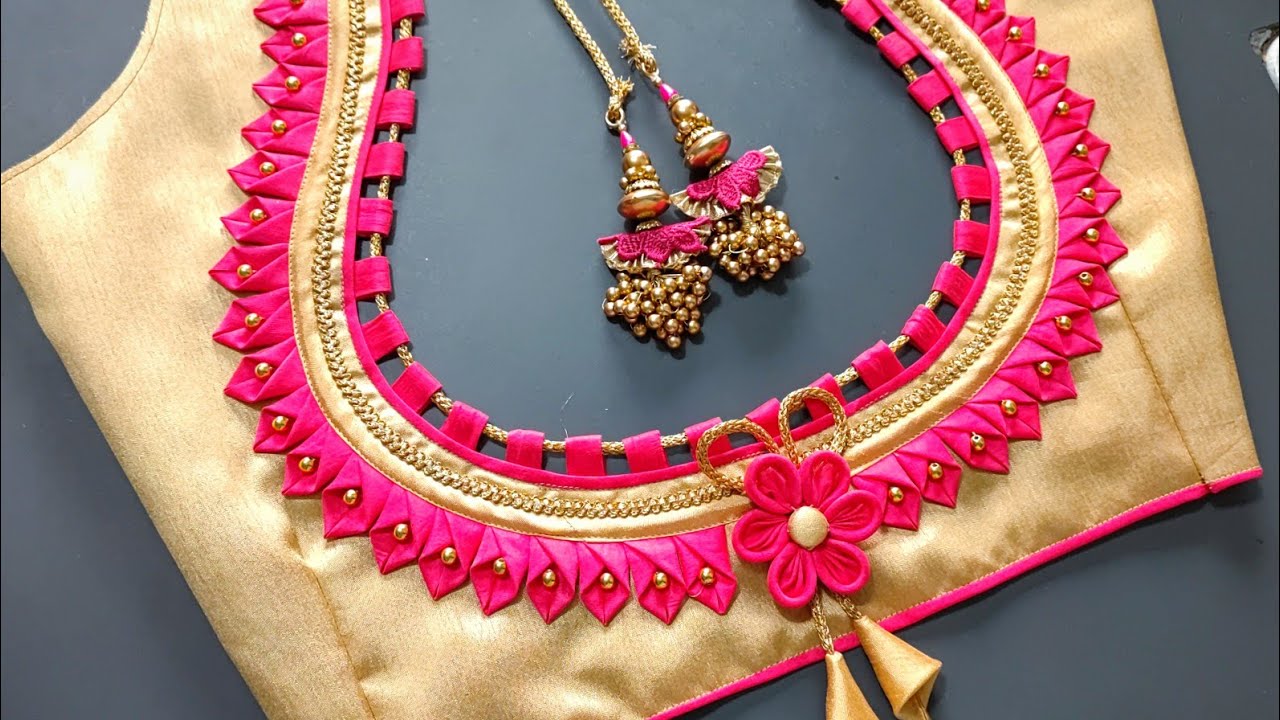 Two different type cloth dori with flower blouse design