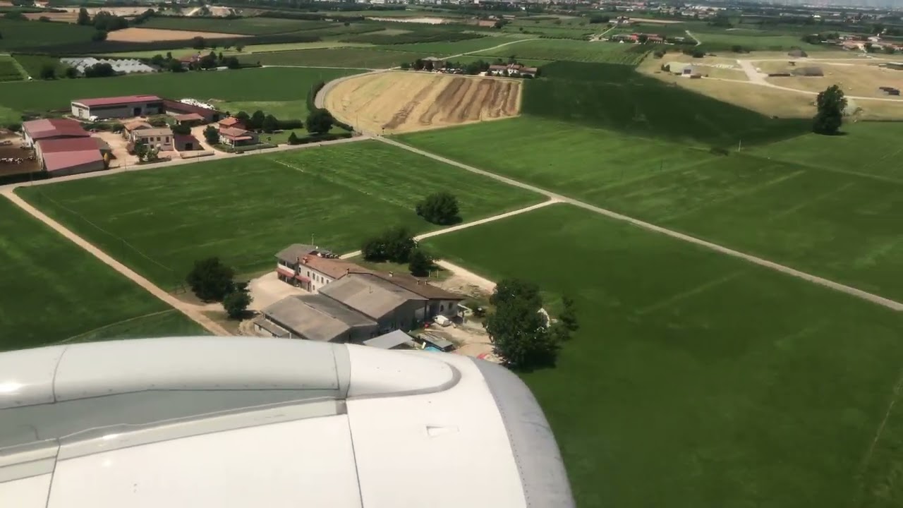 Lufthansa Cityline Embraer 190 landing at Verona Airport