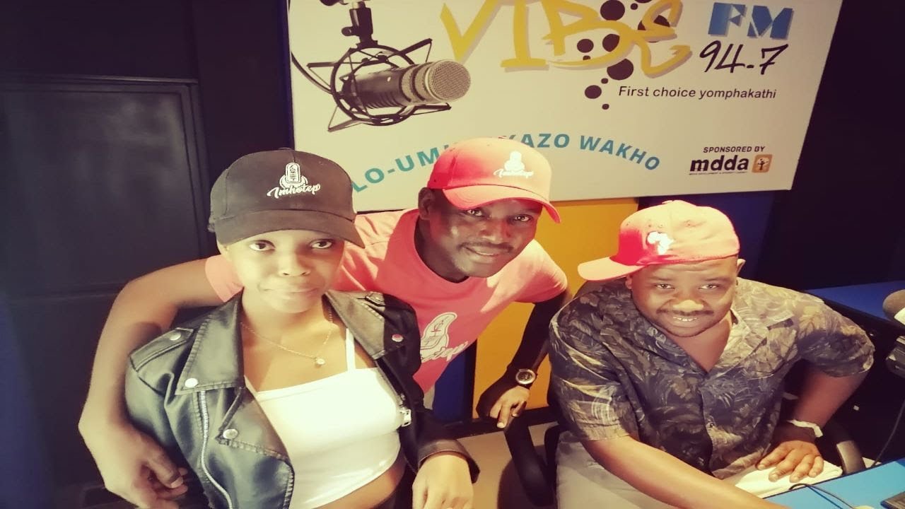 Sihluba udlubu ekhasini @vibefm kwaMashu ZIZWELE NGIGEQ' AMAGULA #BonganiMavusoTv