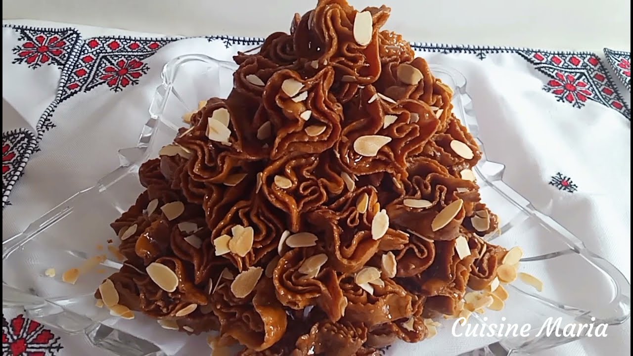#شباكية باللوز #معسلات رمضان#شباكية#مخرقة شباكية ناجحة بطريقة جديدة بلا تشباك توجد في وقت وجيز