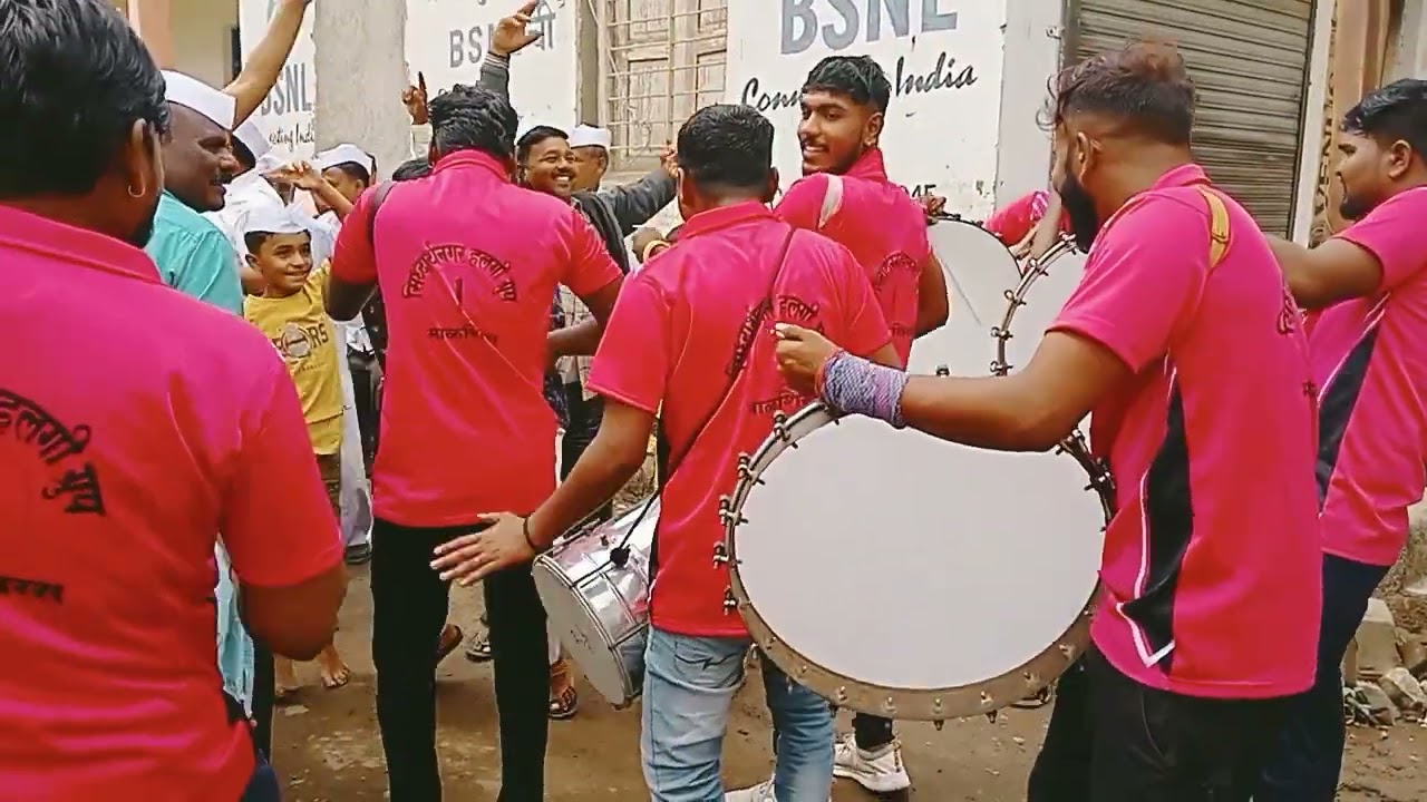 सिद्धार्थ नगर हालगी ग्रुप माळशिरस नं 9172992326