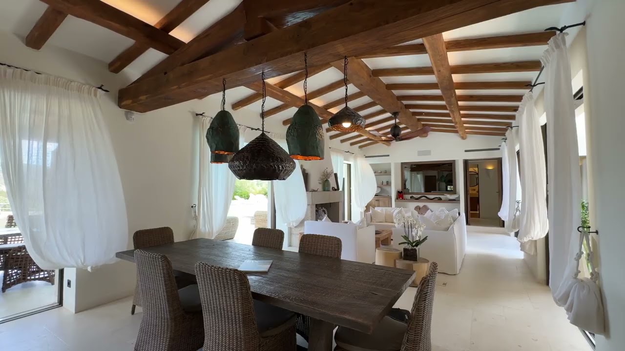 Charming and elegant estate in the countryside close to the Emerald Coast
