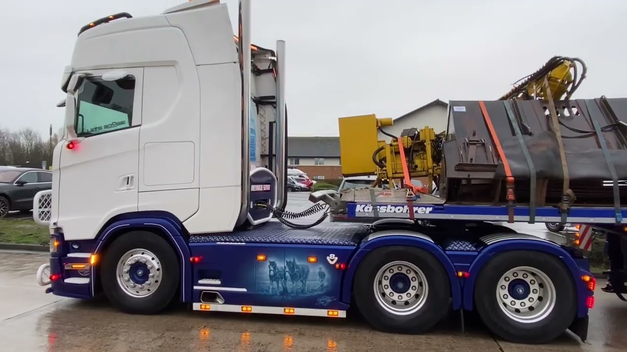 Truckspotting at Lymm Truckstop 28 February 2024