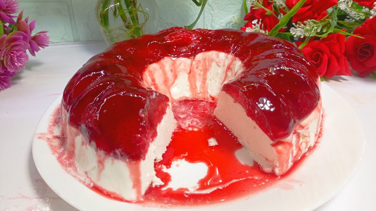 #أرخص_وأجمد_حلو#بارد في دقايق 🔥 جلي فراولة بالكريم شانتي بدون فرن 🍓