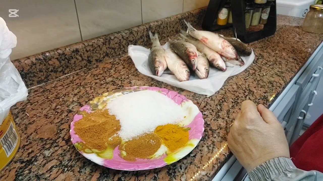 جمعه مباركه عليكم تعالو ناكل فسيخ قبل رمضان👆🐡