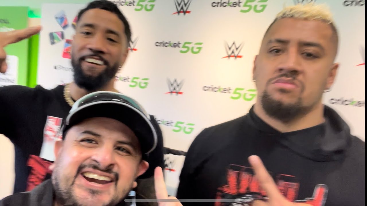 The Uso’s and Solo Sikoa at Cricket Wireless LA #wwe #theusos #thebloodline #cricketwireless