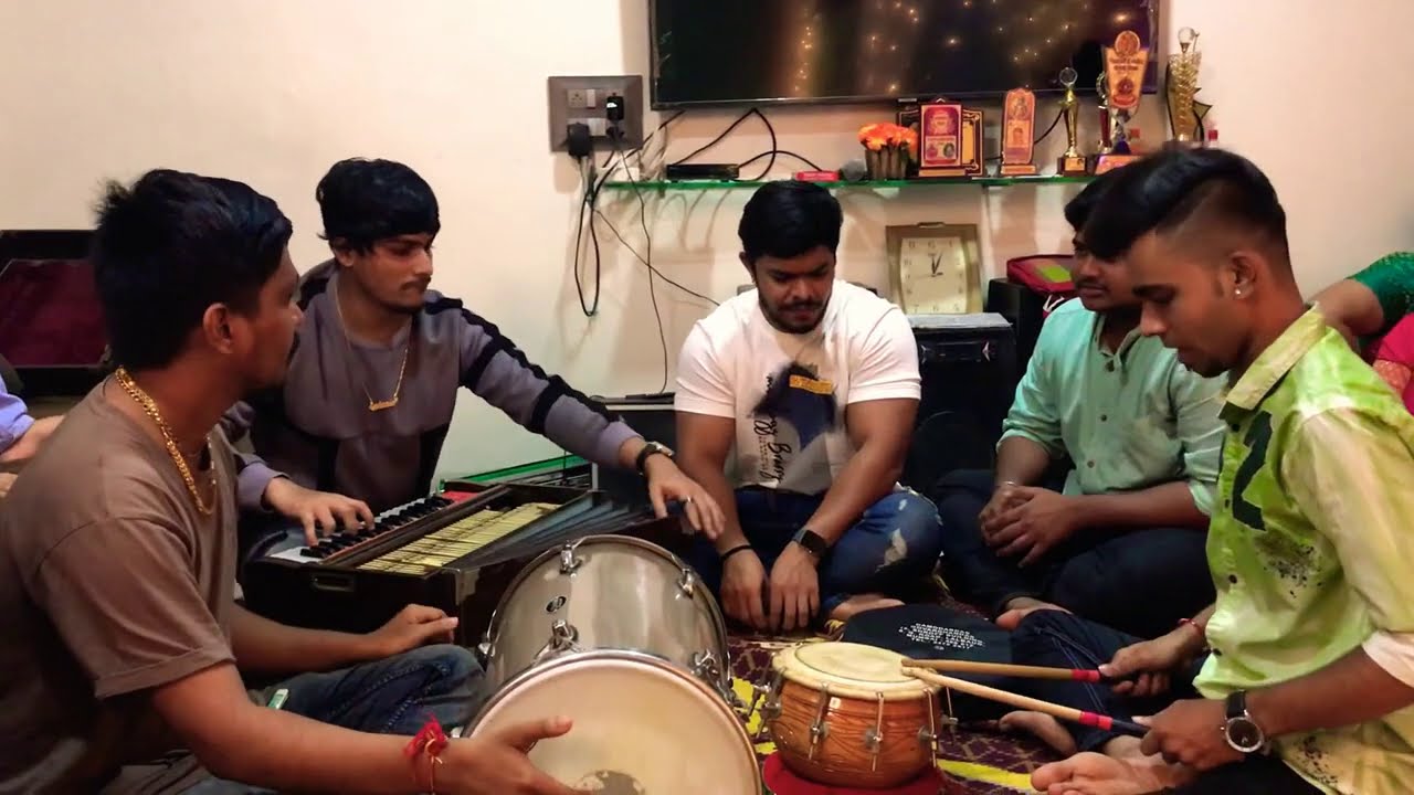 TULA KHANDYAVAR  GHEINA  SAI BABA SONG | AVINASH AMBRE | LOVELY MUSICAL GROUP |