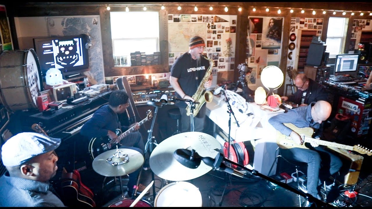 Charlie Peacock performing 