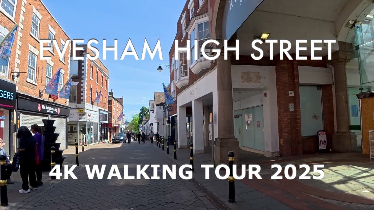 Evesham High Street 4K Walking Tour & Riverside Shopping Centre | Sunday April 2025